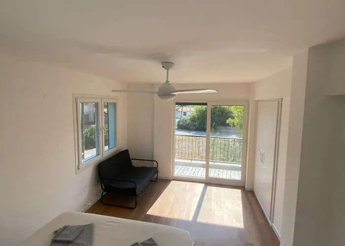 Kite & Wing Ferrodise 民宿